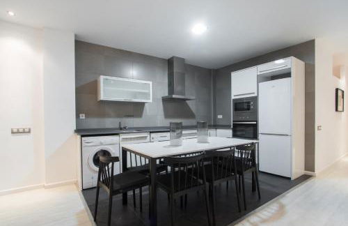 Valencia Luxury - Boutique Center - Photo 4