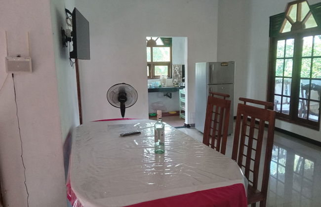 Charming 2-bed Apartment in Weligama - Photo 34