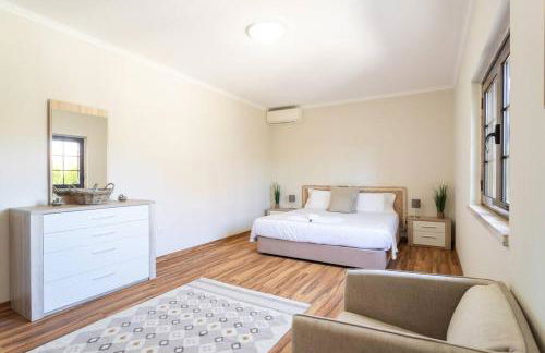 Aroeira Sunny Villa - Heated Pool extra cost - Foto 25