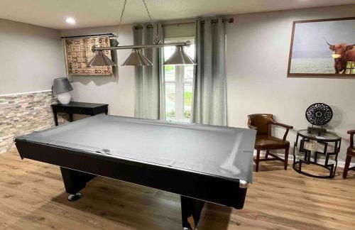 Charming Family Retreat Near Parks Fire Pit & Games - Photo 3