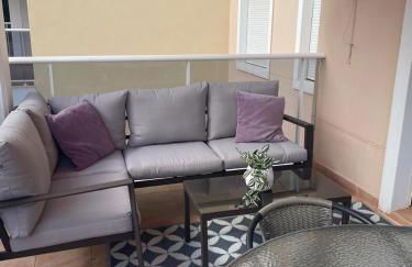 Sea-Breeze Apartment with Pool & Parking - Foto 6