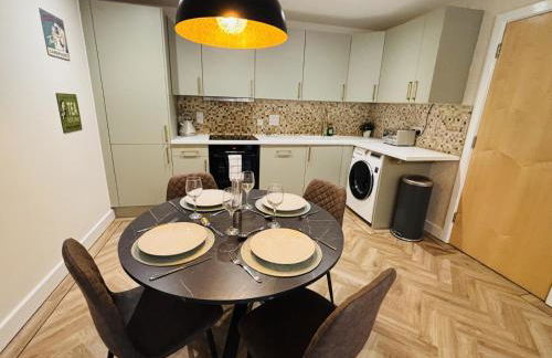 2 Bedroom City Centre garden flat with Secure Parking - Foto 2