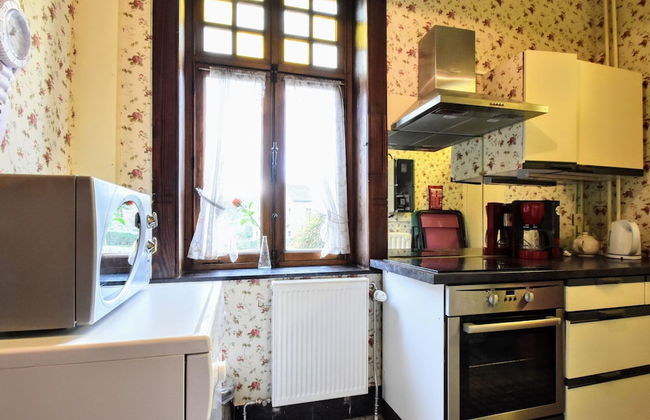 A Beautiful Belle Epoque Villa in the Heart of Hamoir - Foto 13