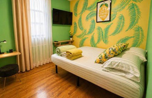 Lemon Vibes room in Guesthouse - Photo 10