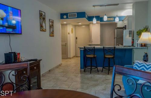 Luxe 1 Bedroom House with Pool - Gulfview II unit 410 - Photo 78