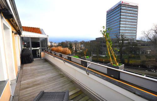 Zentral, am Park mit Parkplatz - Foto 22