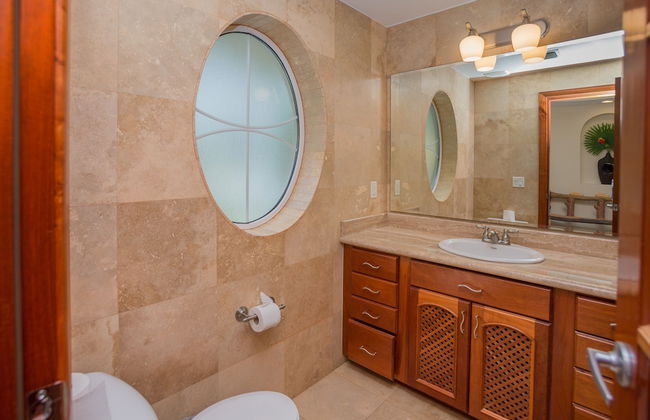 Lawson Rock - Parrotfish 106 - Foto 14