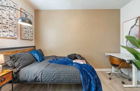 4BR Townhouse King Bed 2-Story Near NC State - Foto 38