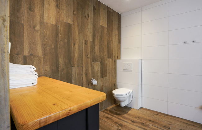 Scenic Escape With Garden - Photo 24