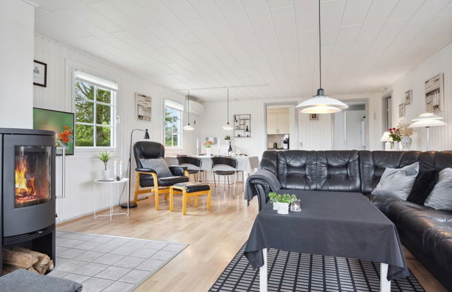 "Haralda" - 300m from the sea - Foto 37