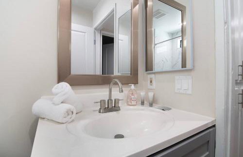 Stylish 1BR Near Universal Studios with Parking - Foto 29