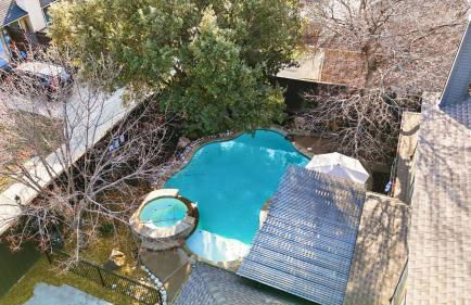 Luxury Backyard Pool & Patio Oasis 4-BD - Foto 48