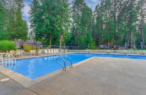 Lakeside Winter Walks! Idaho Condo with Resort Perks - Foto 35