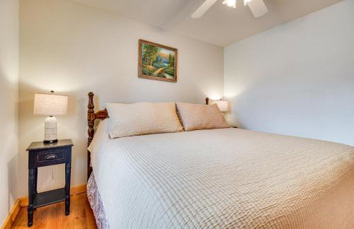 Norfork Lake Access Cabin with Deck and Water View! - Foto 16