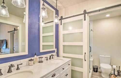 Horseshoe Bay Townhome with Patio and Outdoor Pool! - Foto 16