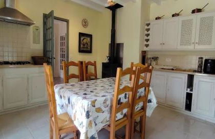 4 Bed-Sleeps 8-Aircon-Garden-Pool-Parking - Foto 15
