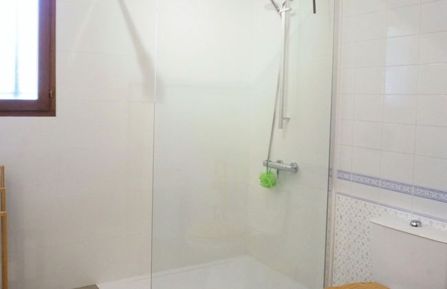 House in Vaison-la-romaine With Pool - Photo 10