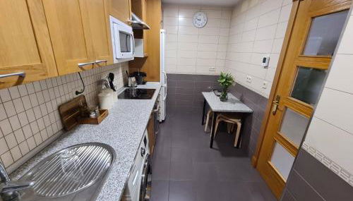 Amplio apartamento 2 Dormitorios 4Pax Decoración moderna - Foto 5