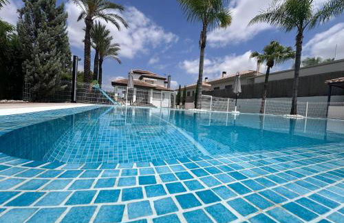 Casa Palmeras Golf Piscina y jardin privado BBQ - Foto 4