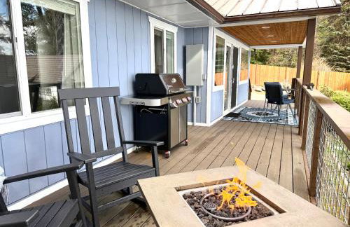 Puget Sound Chic Romantic Cottage with Private Beach Access & Gated Entry - Foto 42