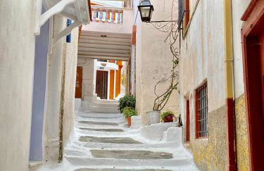 Lion House II - Photo 3