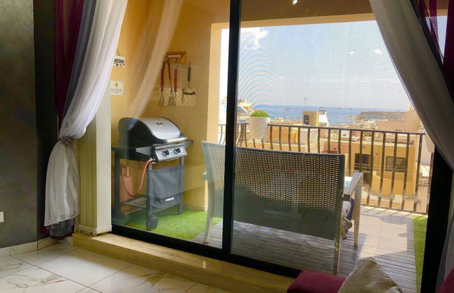 Sea View 2 Bed Apartment Close to Beach - Photo 5