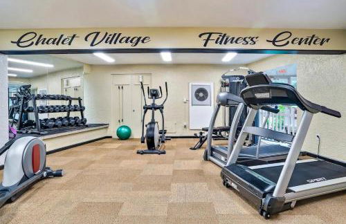 Charming A-Frame Cabin w Hot Tub & Mountain Views - Foto 51