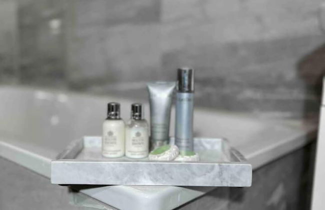 Stunning and Luxurious 1-bed Apartment in London - Foto 9