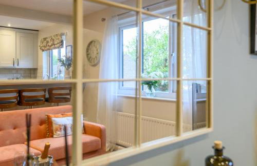 Pass the Keys Family Friendly home in Baildon Court-Free Parking - Foto 6