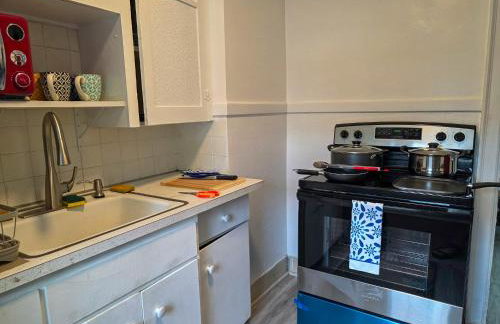 Cute 2 Bedroom Apartment 7 minutes from the falls! - Foto 6