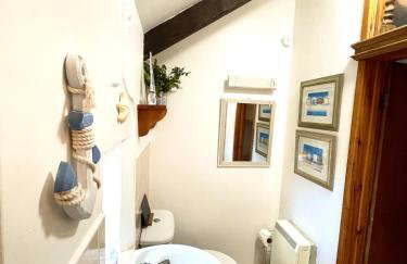 Annie's Cottage - 3 miles from the iconic Minack Theatre - Photo 3