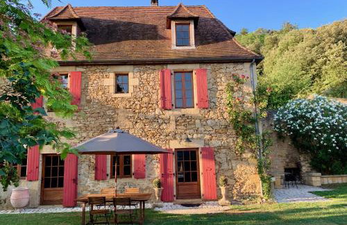 Maison Les Volets Rouges, piscine privée et vue panoramique, côté Sarlat - Foto 1