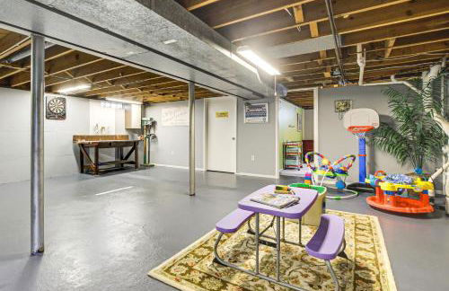 half Mi to Boat Launch Family Getaway in Menasha! - Foto 28