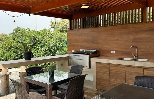 Hop Oasis Hermosa Casa de Playa - Photo 11