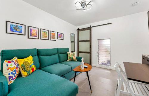 Seabreeze Hawaii Kai - 30-Night Minimum - Photo 23