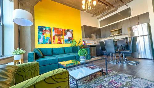 Spacious 2BR South Loop Suite with Skyline View, Optional Parking and Gym Access Close to McCormick Place, Grant Park, Museum Campus & CTA Lines - Foto 2