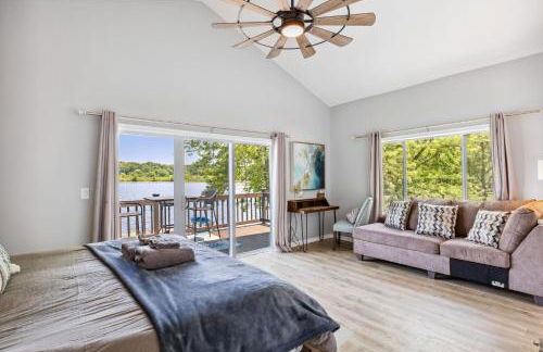 Landmark Lakehouse - luxury living in PLX - Foto 15