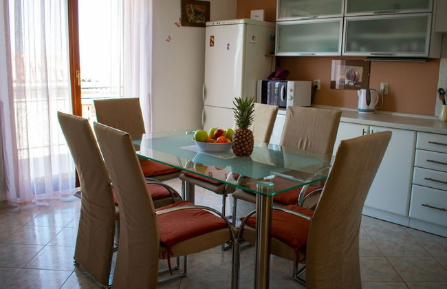 Sunny Holiday Home With Terrace - Foto 10