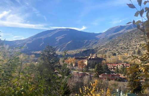 Million Dollar Castle Walk to downtown Glenwood and HotSprings - Foto 78