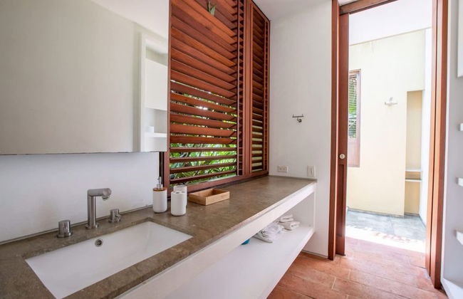 Atonishing 5BR Villa at Mesa de Yeguas - Photo 24