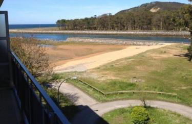 EDIFICIO EL MIRADOR -SITUADO en Playa del Puntal Villaviciosa Primera Linea Playa - Foto 1