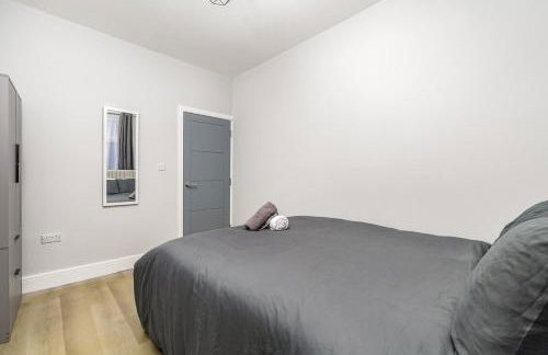 Luxe 5-bedroom House with Hot Tub, Pool table & Football Table - Foto 16