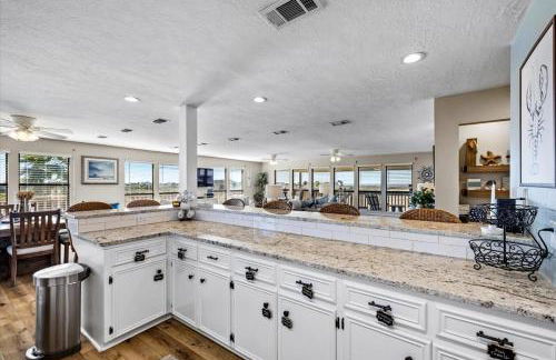 Bay Vista- NEW LISTING in Terramar Beach, 4 BR 3 BA, Boat slip home - Foto 20