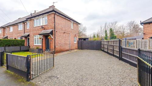 Stunning Home in Altrincham, Large Driveway, Sleeps 7, Perfect For Groups - Foto 3