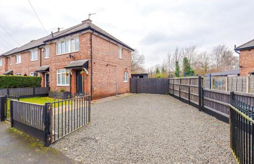 Stunning Home in Altrincham, Large Driveway, Sleeps 7, Perfect For Groups - Foto 3