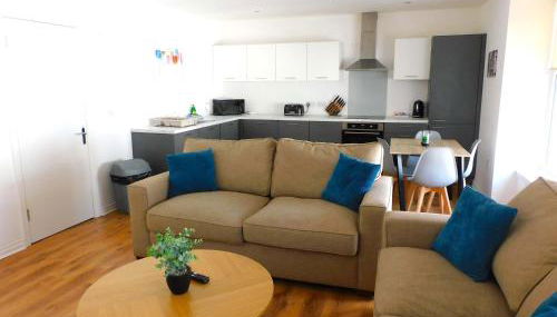 No 5 - Modern 2 bedroom Apartment in Lanark Town Centre - Foto 4