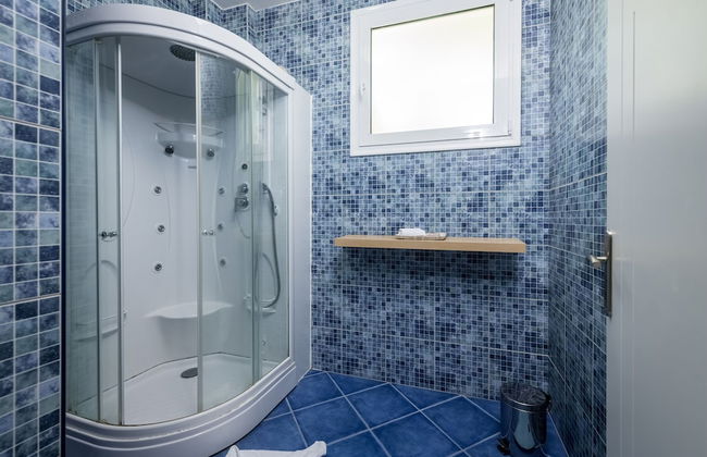 Xenos Villa 1 With Private Swimming Pool Near The Sea - Foto 17