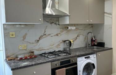 Modern Studio Luxe Heathrow London - Foto 17