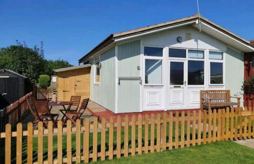 The Salty Sea Dog - Dog friendly and 2 minutes walk to the beautiful, golden beach - Foto 1