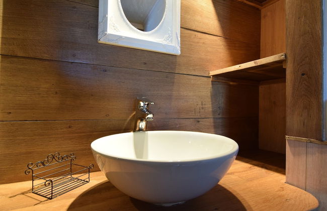 Beautiful Cottage in Malempre With Fenced Garden - Photo 16